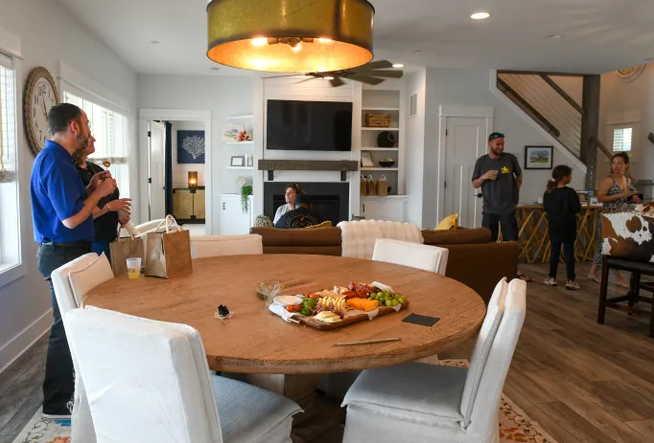 The Inn on Turville Creek (1)